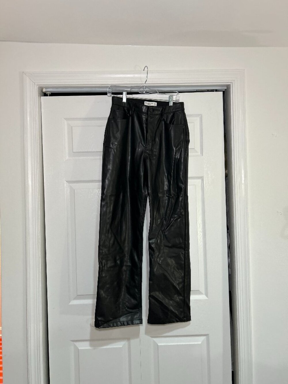 Curve Love High Rise 90s Relaxed Vegan Leather Pant